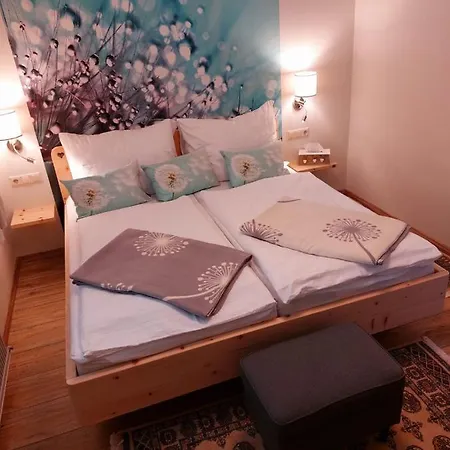 Koenigsapartments * باد كلينكيرشهايم